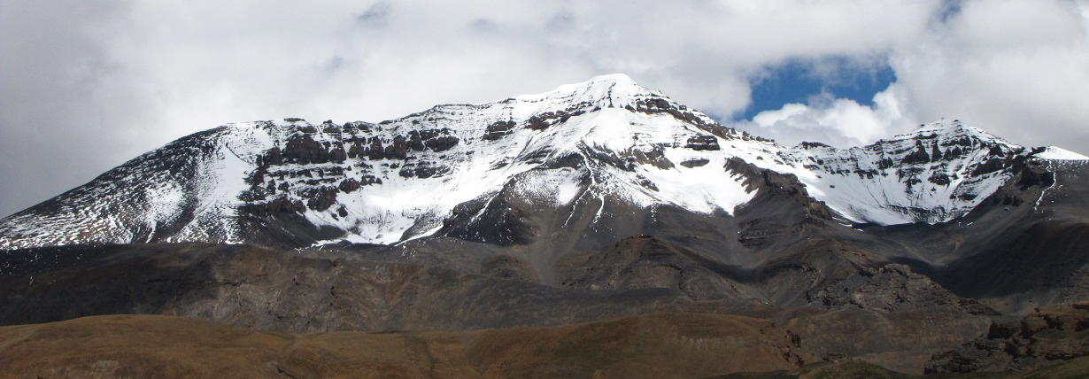 Kanamo Peak (19,600 ft)